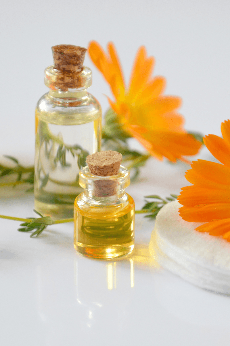 Essential oils like lavender and tea tree used in natural deodorant recipes | skincaresolutions.in